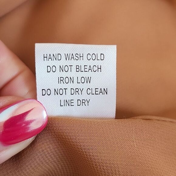 5/$55 Sweet Rain Gold Animal Print Spaghetti Strap Camisole Blouse, S - Picture 8 of 8